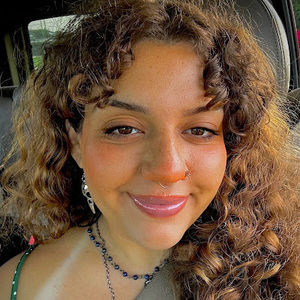 Meet your Posher, Isabella